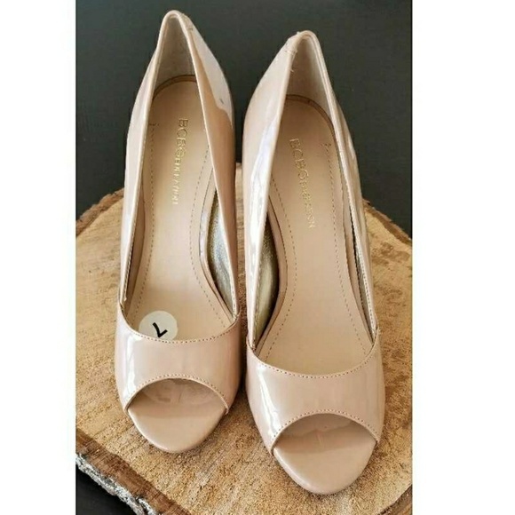 BCBGeneration Shoes - NWT BCBGeneration Peep Toe Heels